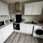 Regent Stray- 2 Bed Parking *