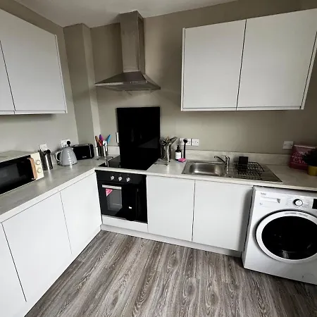 Regent Stray- 2 Bed Parking *