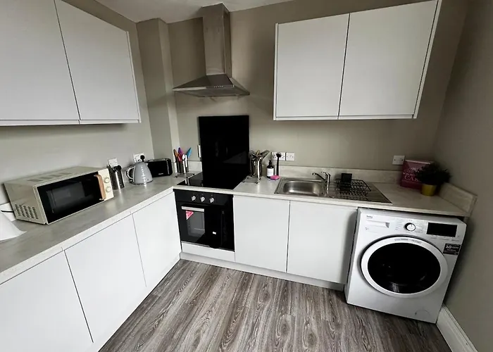Regent Stray- 2 Bed Parking *